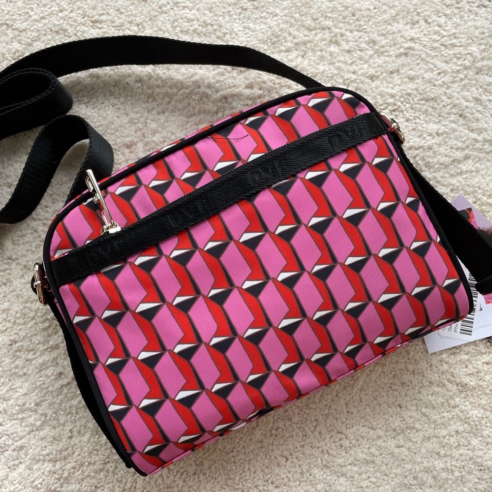 DVF for Target camera bag modern geo